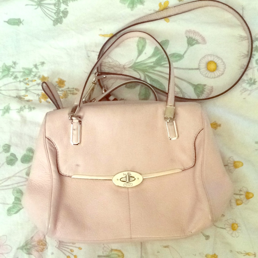 Coach Madison blush bag